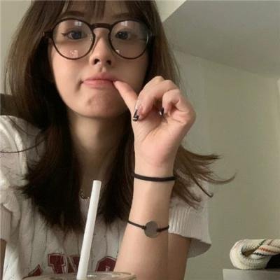 木马上的女人