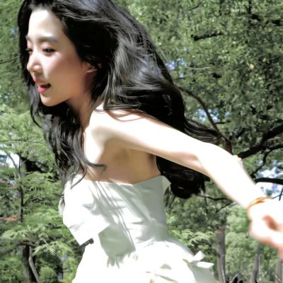小妮扛枪